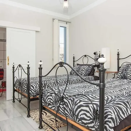 Villa Sleeps 6 Air Con Wifi Puerto Calero